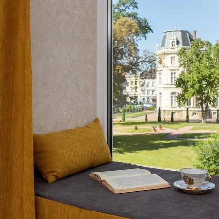 Apartamento 2 Bedroom Tykha Street Center With Parking Place