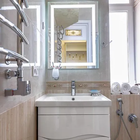 2 Bedroom Tykha Street Center With Parking Place Apartment *