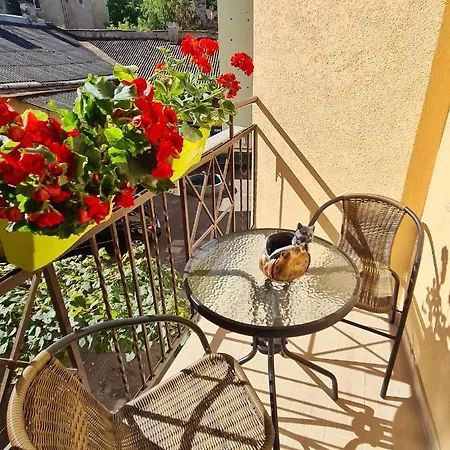 2 Bedroom Tykha Street Center With Parking Place
