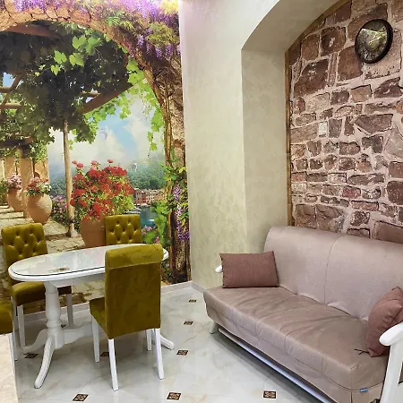 2 Bedroom Tykha Street Center With Parking Place Lviv