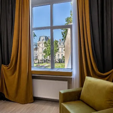 2 Bedroom Tykha Street Center With Parking Place Lviv