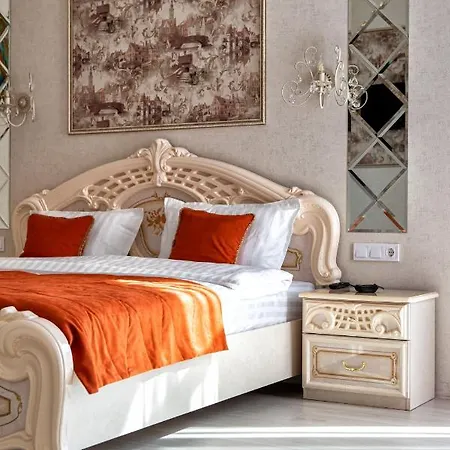 2 Bedroom Tykha Street Center With Parking Place *