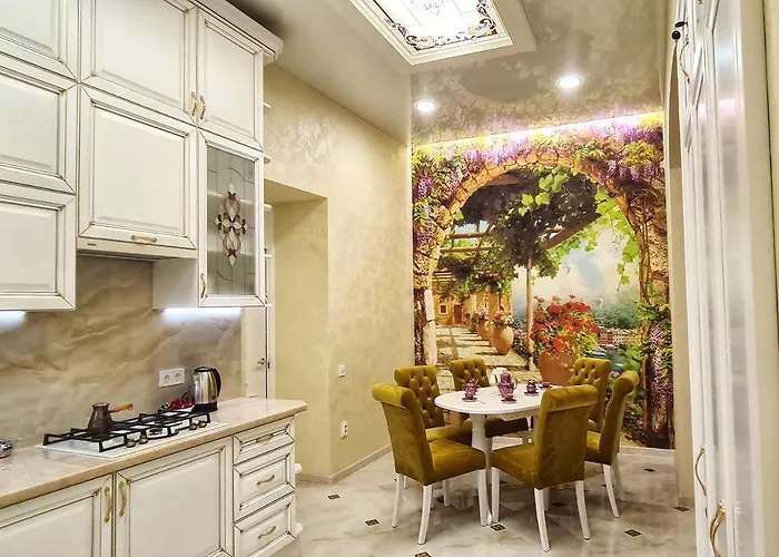 2 Bedroom Tykha Street Center With Parking Place לבוב