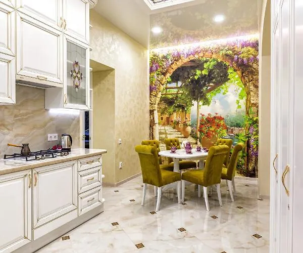 2 Bedroom Tykha Street Center With Parking Place