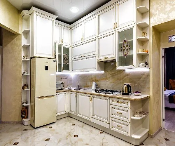 דירה 2 Bedroom Tykha Street Center With Parking Place לבוב