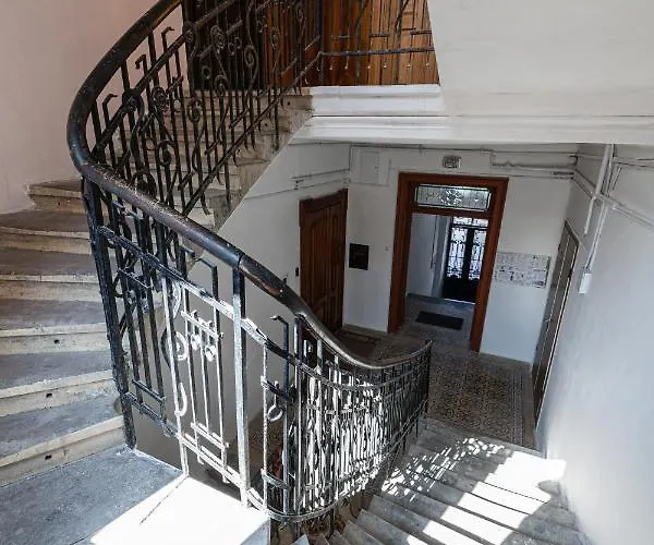 2 Bedroom Tykha Street Center With Parking Place לבוב