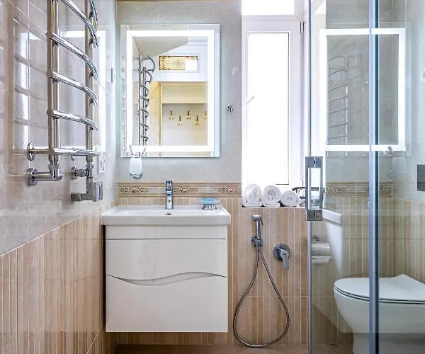 2 Bedroom Tykha Street Center With Parking Place דירה לבוב