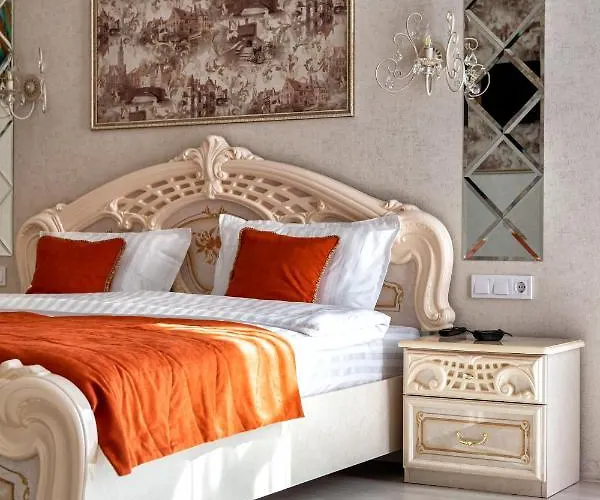 2 Bedroom Tykha Street Center With Parking Place *