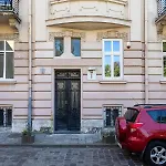 Апартаменты 2 Bedroom Tykha Street Center With Parking Place Львов
