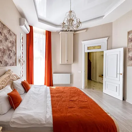 2 Bedroom Tykha Street Center With Parking Place * Львов